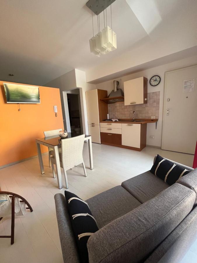 Veronese Apartment *